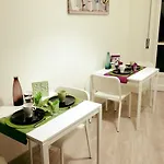 Buonaluna Oda ve Kahvaltı 4*